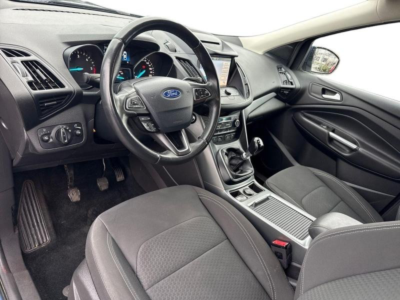 Used FORD Kuga 2.0 TDCi 150ch Stop&Start Titanium 4x2 Euro6.2 2019 Bleu Abysse € 15990 in Leudelange