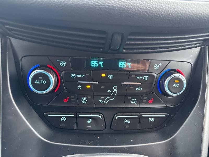 Used FORD Kuga 2.0 TDCi 150ch Stop&Start Titanium 4x2 Euro6.2 2019 Bleu Abysse € 15990 in Leudelange