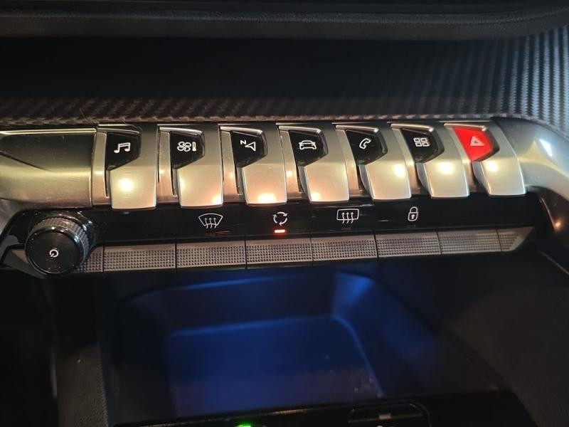 Occasion PEUGEOT 3008 1.2 PureTech 130ch S&S Active 2020 Blanc Nacré (N) 14980 € à Leudelange