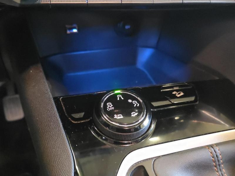 Occasion PEUGEOT 3008 1.2 PureTech 130ch S&S Active 2020 Blanc Nacré (N) 14980 € à Leudelange