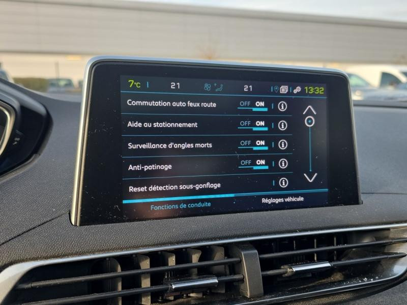 Used PEUGEOT 3008 HYBRID4 300ch Allure e-EAT8 2020 Bleu € 17990 in Leudelange