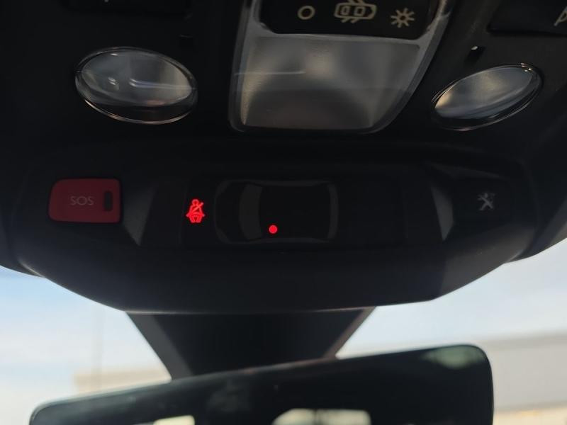 Used PEUGEOT 3008 HYBRID4 300ch Allure e-EAT8 2020 Bleu € 17990 in Leudelange