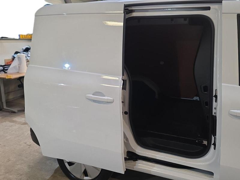 Used NISSAN Townstar L1 Tce 130 N-Connecta 2023 Blanc Minéral € 17990 in Leudelange