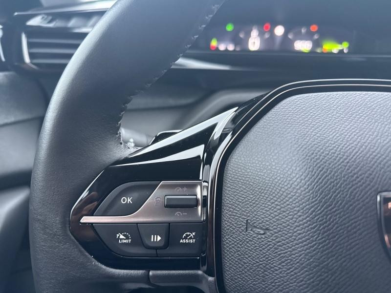 Used PEUGEOT 308 1.2 PureTech 130ch S&S Allure EAT8 2024 Blanc Okénite (M) € 22490 in Leudelange