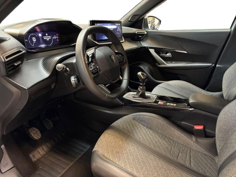 Used PEUGEOT 2008 1.2 100ch S&S Allure 2024 Blanc Okénite (M) € 19990 in Leudelange