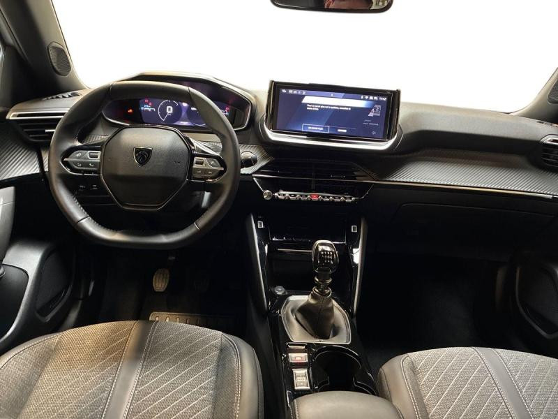 Used PEUGEOT 2008 1.2 100ch S&S Allure 2024 Blanc Okénite (M) € 19990 in Leudelange