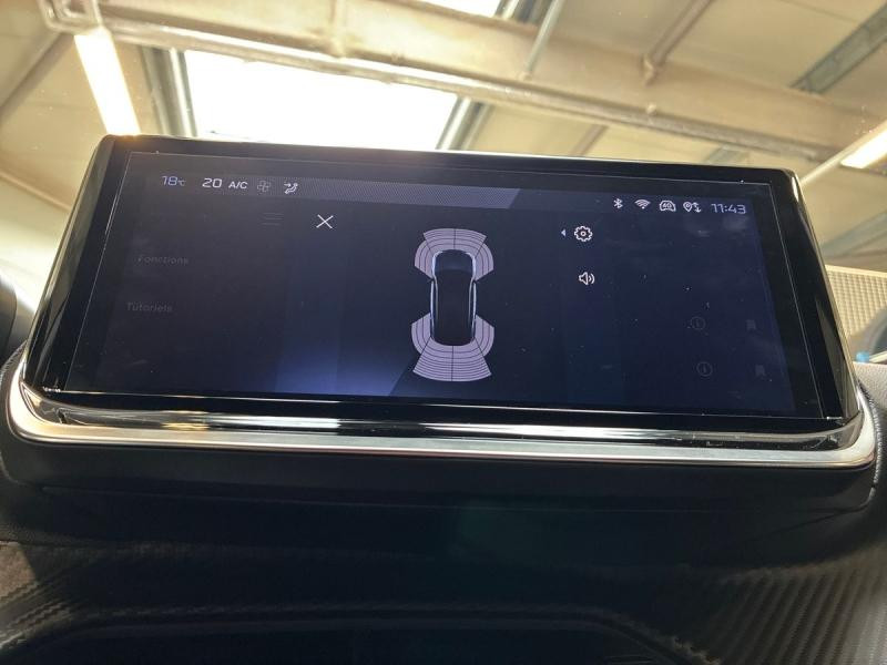 Used PEUGEOT 2008 1.2 100ch S&S Allure 2024 Blanc Okénite (M) € 19990 in Leudelange