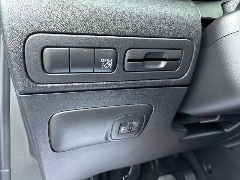 Used CITROEN C3 Aircross 1.2 PureTech 110ch S&S MAX 2023 Voltaic Blue (M) - Perla Nera € 17490 in Leudelange