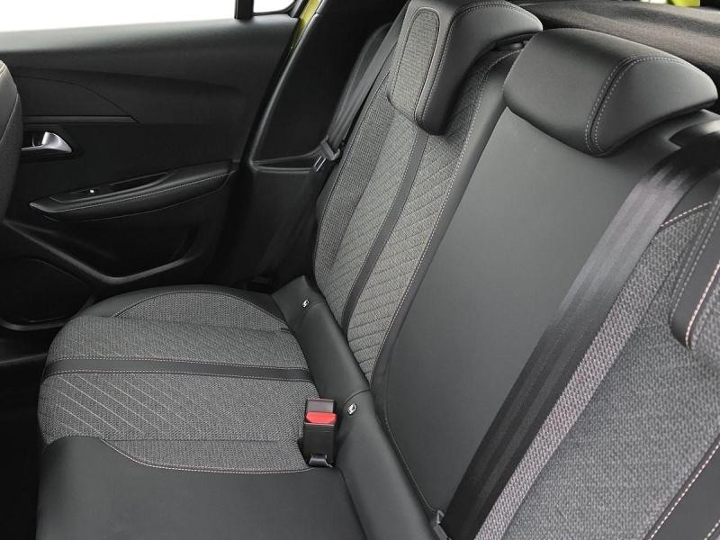 Used PEUGEOT 208 1.2 Hybrid 100ch Allure e-DCS6 2024 Jaune € 21490 in Leudelange