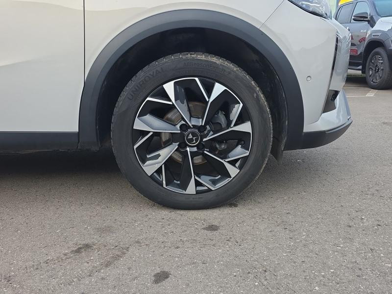 Used DS DS 3 PureTech 130ch Rivoli Automatique 2023 Gris Platinium (M) € 25980 in Leudelange