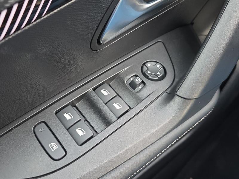 Occasion PEUGEOT 2008 1.2 100ch S&S Allure 2024 Bleu Vertigo (S) 19990 € à Leudelange