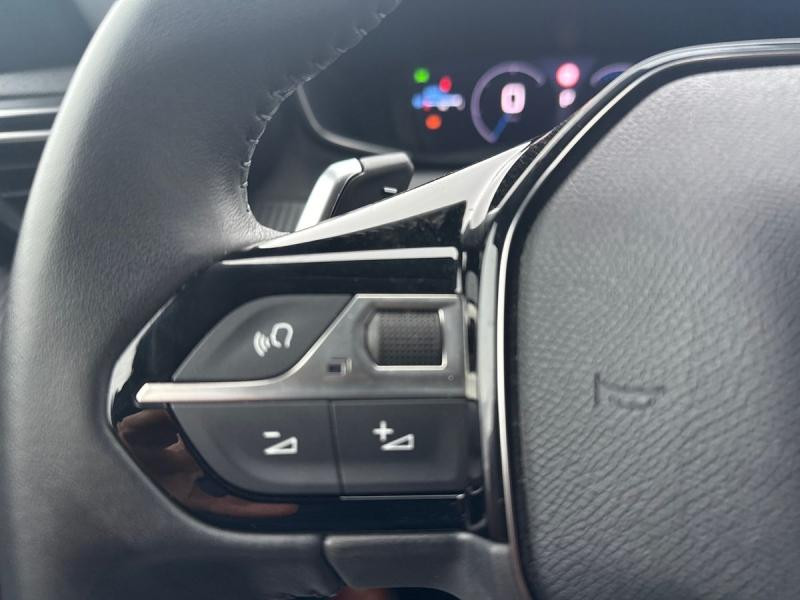 Used PEUGEOT 208 1.2 Hybrid 100ch Allure e-DCS6 2024 Gris Artense (M) € 21490 in Leudelange