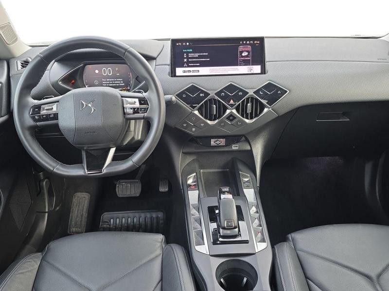 Used DS DS 3 PureTech 130ch Rivoli Automatique 2023 Gris Platinium (M) € 25980 in Leudelange