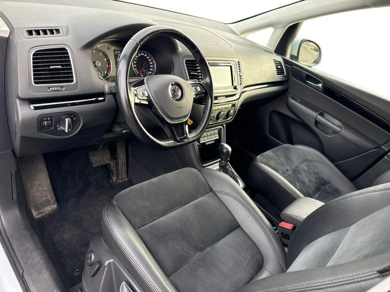 Used VOLKSWAGEN Sharan 1.4 TSI 150ch BlueMotion Technology Confortline DSG6 Euro6d-T 2018 Blanc Pur € 23980 in Leudelange