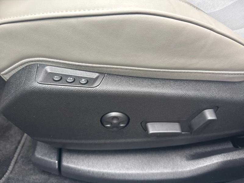 Used DS DS 7 Crossback 1.6 Plug-in Hybrid 4x4 300ch Etoile 2025 Gris Laqué (M) € 36990 in Leudelange