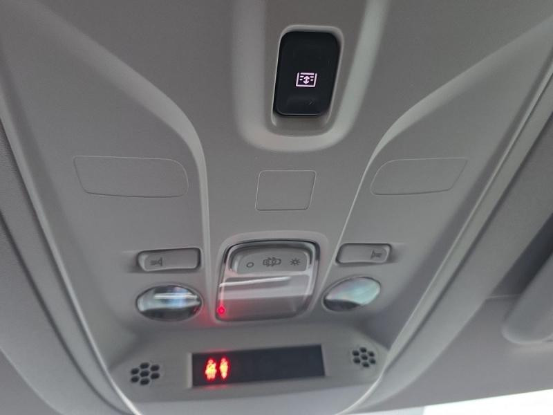 Occasion OPEL Combo Life L1H1 1.2 130ch Elegance BVA8 2022 Bleu Nuit métallisé 16990 € à Leudelange