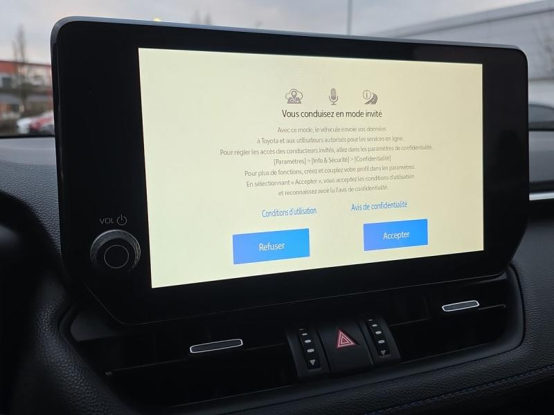 Used TOYOTA RAV4 2.5 Hybride 218ch STYLE PLUS 2WD MY23 2024 Blanc € 35990 in Leudelange