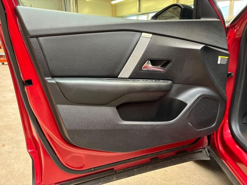 Occasion CITROEN C4 Moteur électrique 136ch (100 kW) Shine Pack Automatique 2021 Rouge Elixir (N) 18990 € à Leudelange