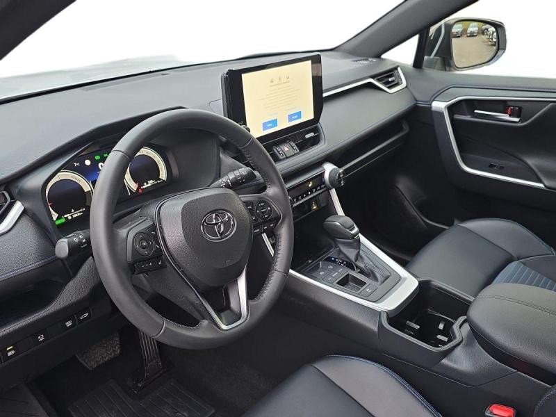 Used TOYOTA RAV4 2.5 Hybride 218ch STYLE PLUS 2WD MY23 2024 Blanc € 35990 in Leudelange