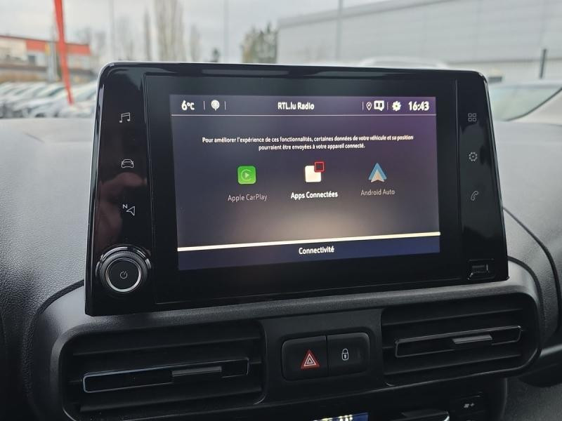 Occasion OPEL Combo Life L1H1 1.2 130ch Elegance BVA8 2022 Bleu Nuit métallisé 16990 € à Leudelange