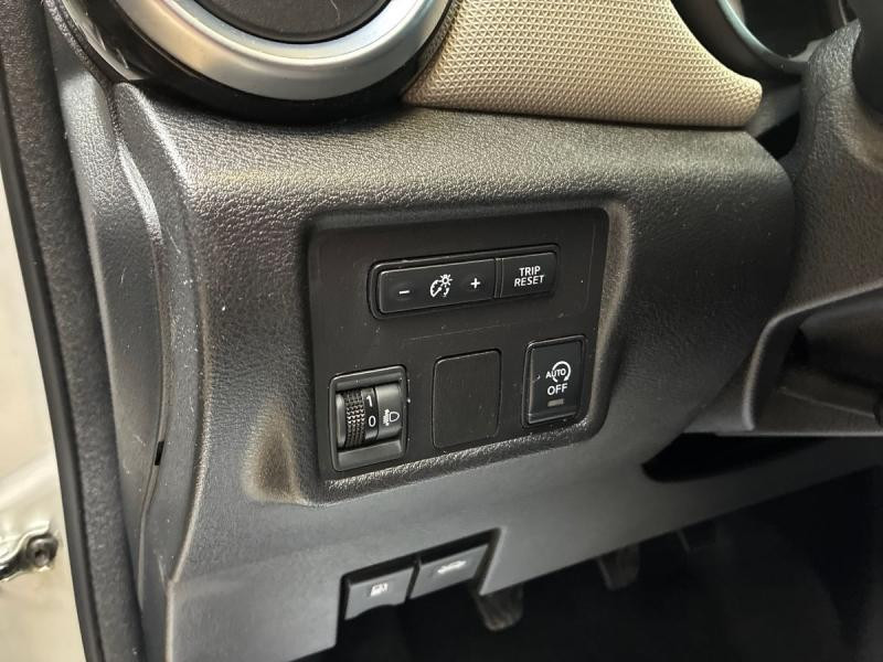 Occasion NISSAN Micra 0.9 IG-T 90ch N-Connecta 2018 Gris Acier 9980 € à Leudelange