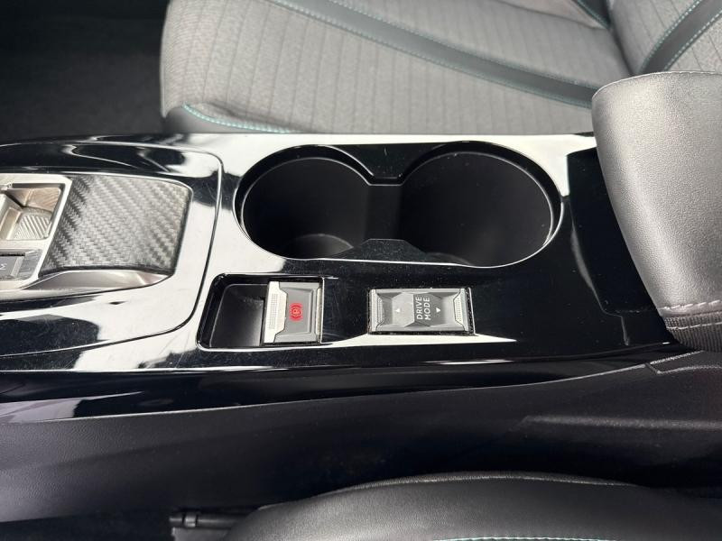 Occasion PEUGEOT 2008 1.2 PureTech 130ch S&S Allure Pack EAT8 2023 Bleu Vertigo (S) 16990 € à Leudelange