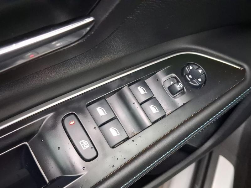 Used PEUGEOT 5008 1.2 PureTech 130ch Crossway S&S EAT6 2018 Blanc Banquise (O) € 14990 in Leudelange