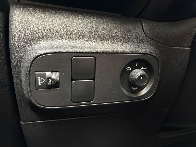 Used CITROEN C3 1.2 PureTech 110ch S&S Shine EAT6 2022 Sable (N) € 14990 in Leudelange