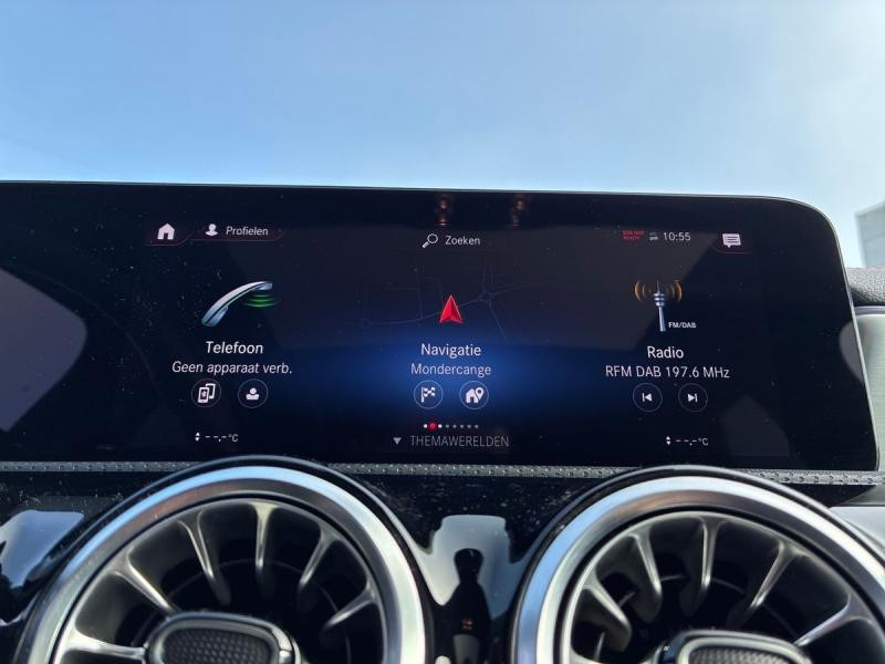 Occasion MERCEDES-BENZ CLA Shooting Brake 250 e 218ch AMG Line 8G-DCT 2023 Blanc digital métallisé 30990 € à Leudelange