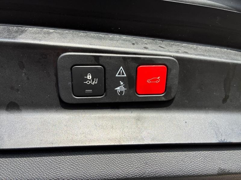 Occasion PEUGEOT 5008 1.2 PureTech 130ch S&S Allure Pack EAT8 2021 Noir Perla Nera (M) 18990 € à Leudelange