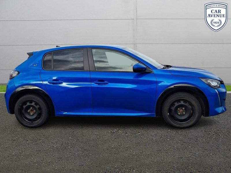 Occasion PEUGEOT 208 e-208 136ch Active 2021 Bleu Vertigo (V) 12990 € à Leudelange