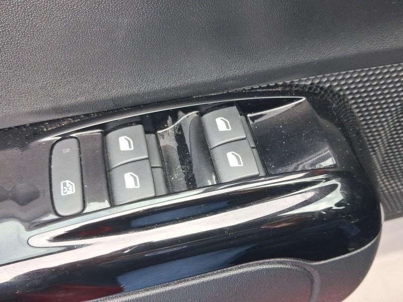 Occasion CITROEN C3 1.2 PureTech 110ch S&S Shine 120-123g 2022 Rouge Elixir (S) 12990 € à Leudelange