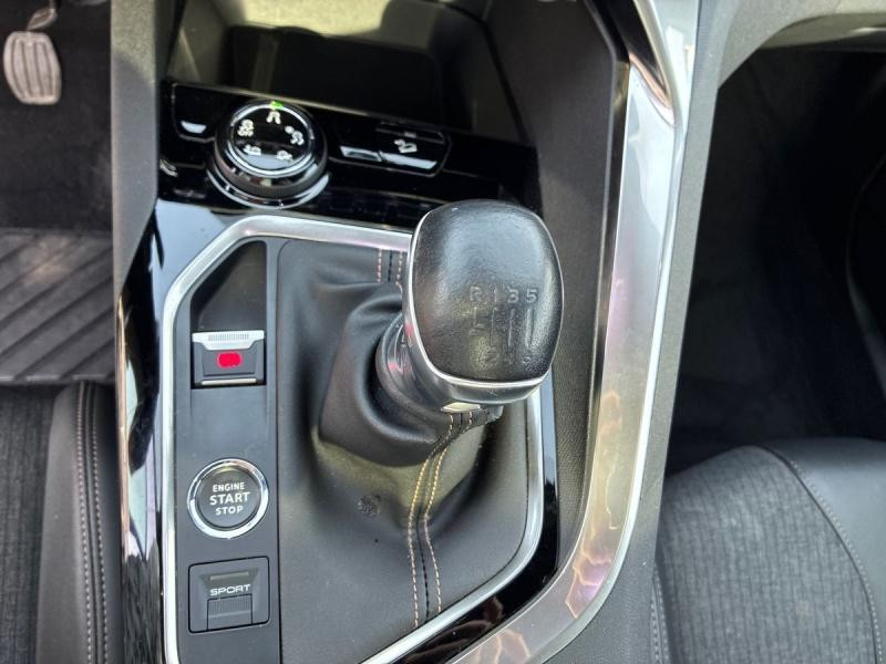 Occasion PEUGEOT 3008 1.2 PureTech 130ch S&S GT Line 2020 Bleu Magnetic (M) 14990 € à Leudelange