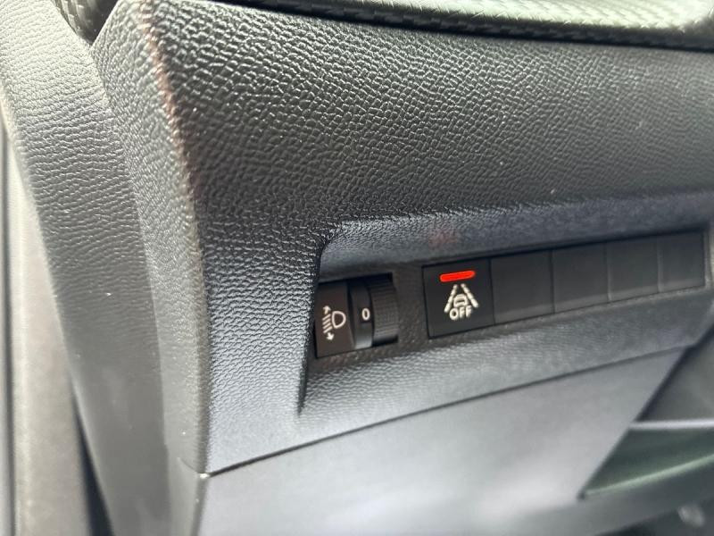 Occasion PEUGEOT 2008 e-2008 136ch Active 2021 Gris Artense (M) 21990 € à Leudelange