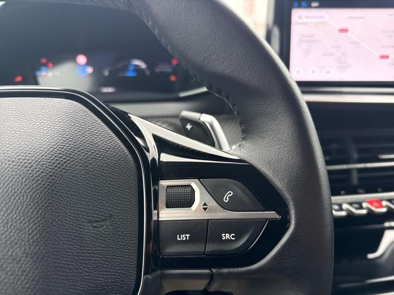 Occasion PEUGEOT 208 1.2 Hybrid 100ch Allure e-DCS6 2024 Gris Artense (M) 21490 € à Leudelange