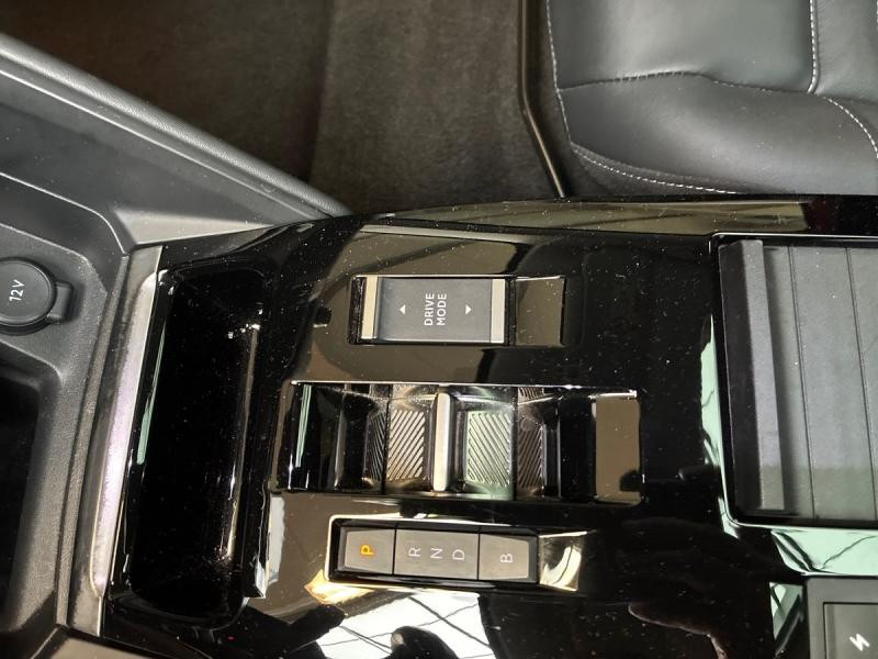 Occasion CITROEN C4 Moteur électrique 136ch (100 kW) Shine Pack Automatique 2021 Rouge Elixir (N) 17990 € à Leudelange