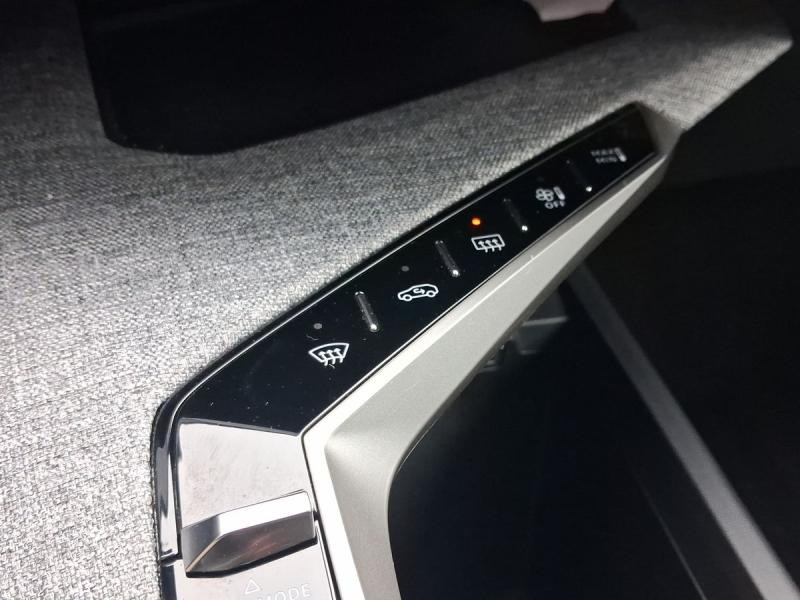 Occasion PEUGEOT 5008 Hybrid 145ch Allure e-DCS6 2025 Blanc Okénite (M) 30990 € à Leudelange