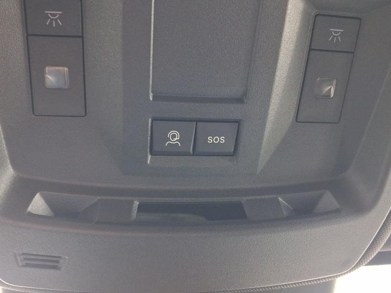 Used PEUGEOT 5008 Hybrid 145ch Allure e-DCS6 2025 Bleu € 30990 in Leudelange