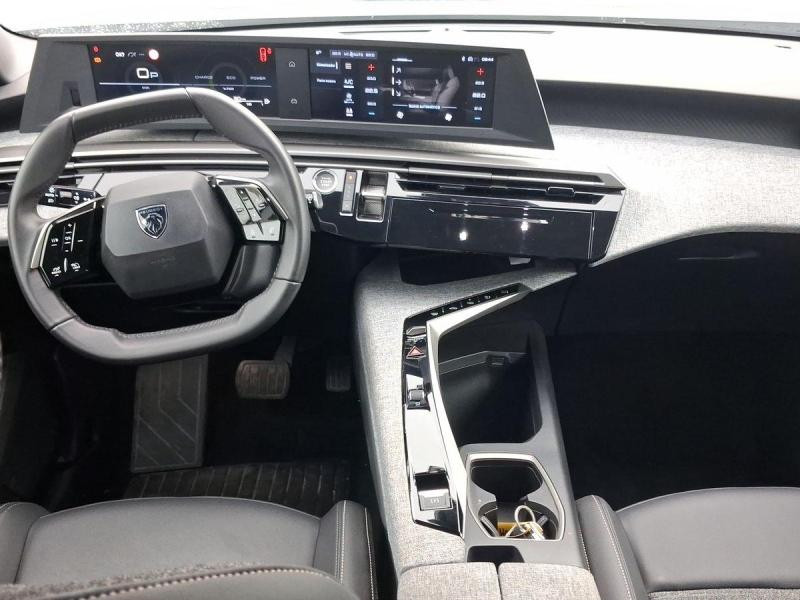 Occasion PEUGEOT 5008 Hybrid 145ch Allure e-DCS6 2025 Blanc Okénite (M) 30990 € à Leudelange