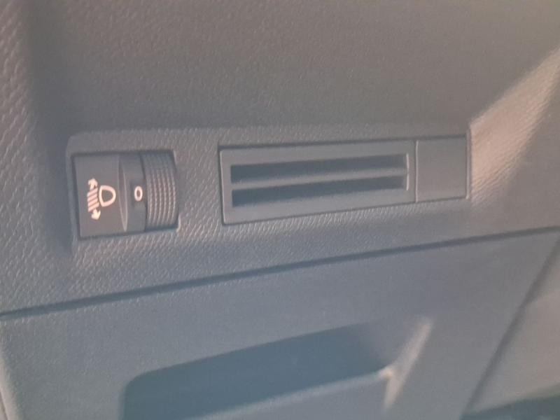 Occasion PEUGEOT 5008 Hybrid 145ch Allure e-DCS6 2025 Blanc Okénite (M) 30990 € à Leudelange