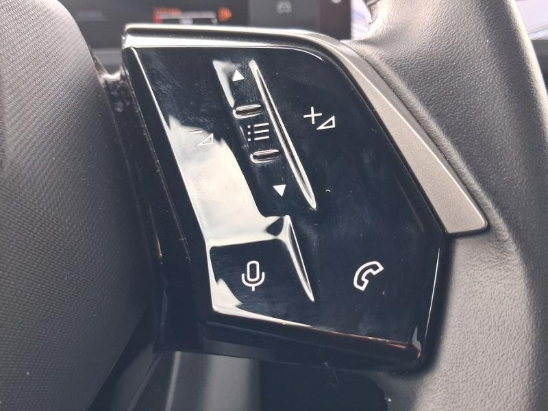 Used PEUGEOT 5008 Hybrid 145ch Allure e-DCS6 2025 Bleu € 30990 in Leudelange