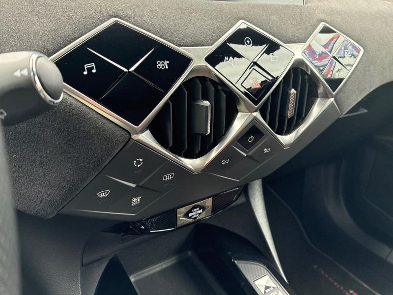 Used DS DS 3 E-Tense 156ch Performance Line 2022 Noir Perla Nera (N) - Toit Gris Carat € 14980 in Leudelange