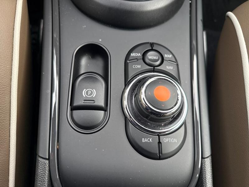 Occasion MINI Countryman Cooper SE 136ch + 88ch ALL4 BVA6 7cv 2020 British Racing Green IV 22990 € à Leudelange