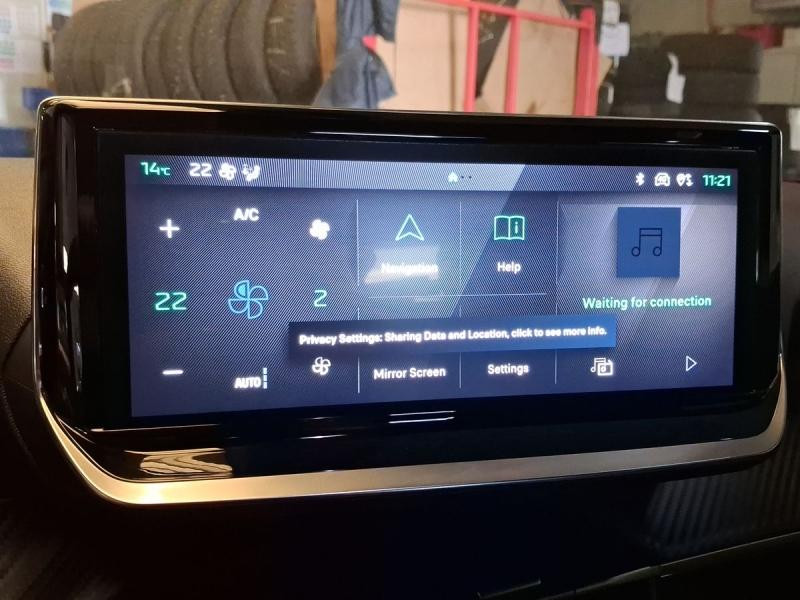 Occasion PEUGEOT 2008 1.2 100ch S&S Allure 2024 Rouge Elixir (S) 18490 € à Leudelange