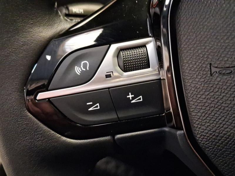 Occasion PEUGEOT 2008 1.2 100ch S&S Allure 2024 Rouge Elixir (S) 18490 € à Leudelange