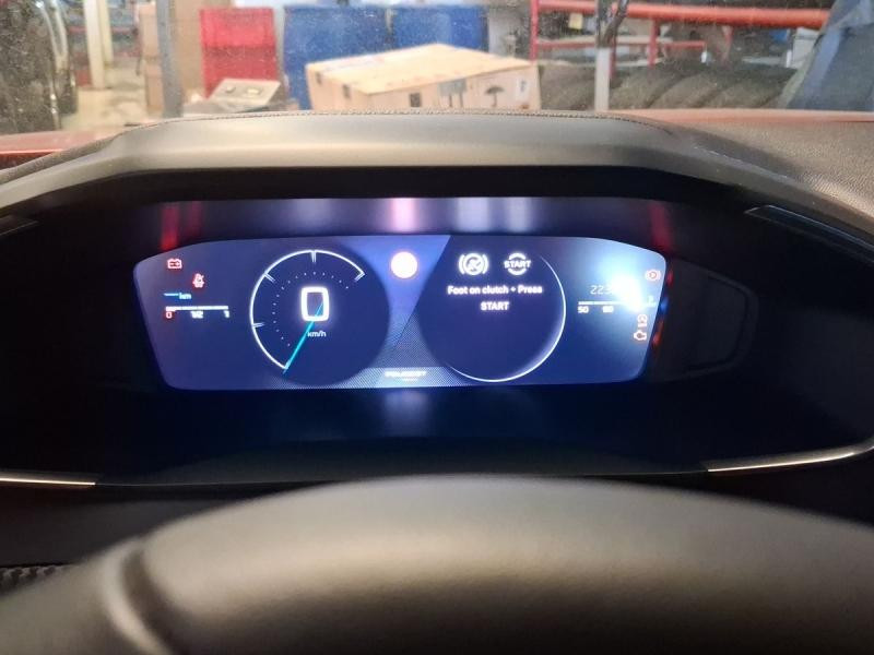 Occasion PEUGEOT 2008 1.2 100ch S&S Allure 2024 Rouge Elixir (S) 18490 € à Leudelange