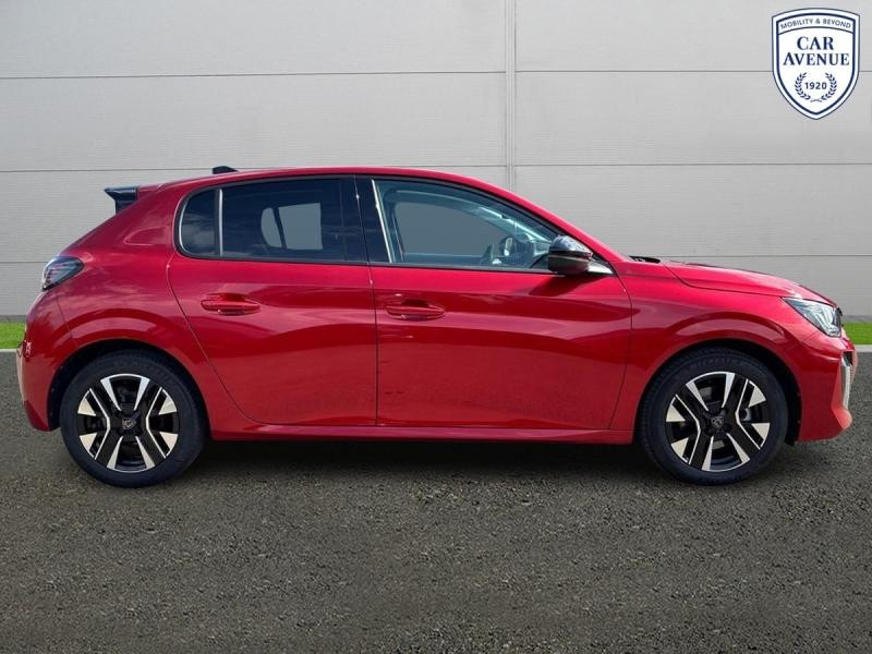 Used PEUGEOT 208 1.2 Hybrid 100ch Allure e-DCS6 2024 Rouge Elixir (V) € 17990 in Leudelange