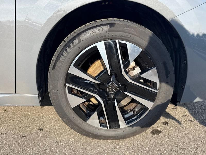 Occasion PEUGEOT 208 1.2 Hybrid 100ch Allure e-DCS6 2024 Gris Selenium (M) 18990 € à Leudelange