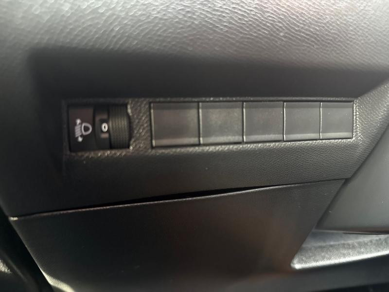 Occasion PEUGEOT 2008 1.2 100ch S&S Allure 2024 Gris Artense (M) 18290 € à Leudelange