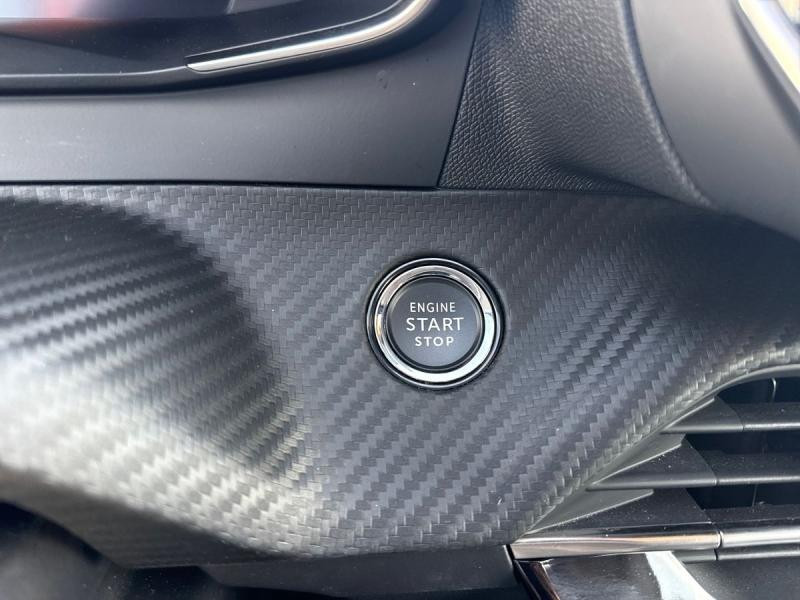 Occasion PEUGEOT 208 1.2 Hybrid 100ch Allure e-DCS6 2024 Gris Selenium (M) 18990 € à Leudelange